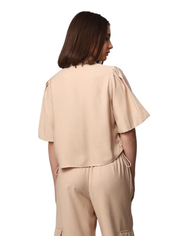 Women's Solid Regular Fit Shirt - Image 6