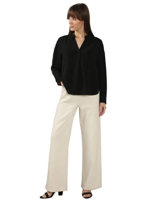 Women's Solid Regular Fit T-Shirt - Image 11