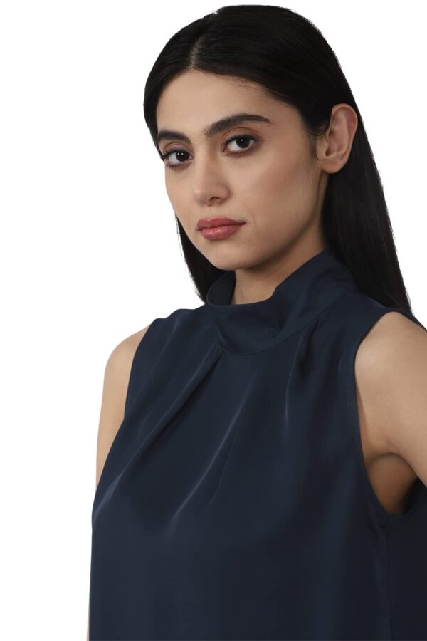 Women's Solid Regular Fit Blouse - Image 4