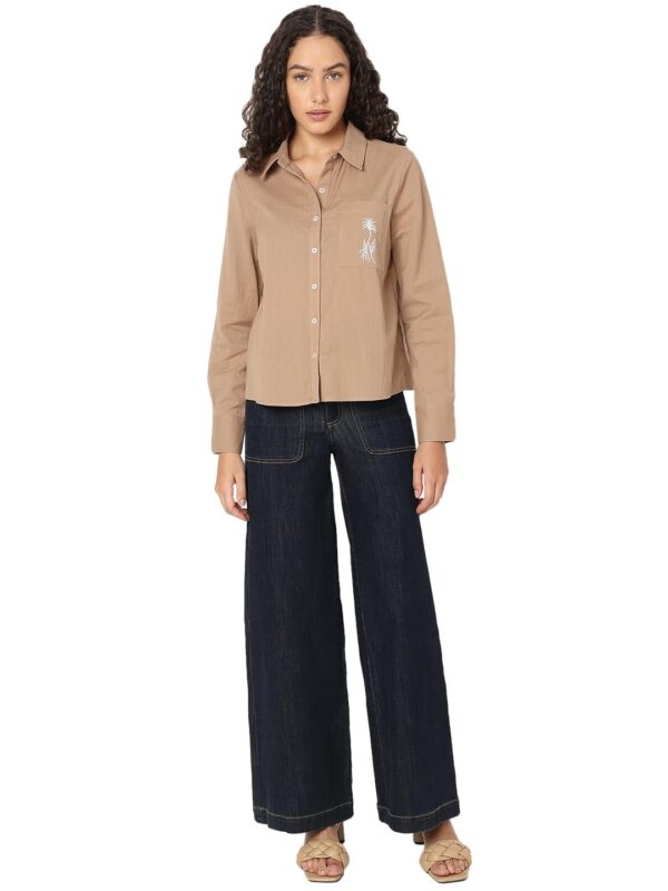 Women's Solid Regular Fit Shirt - Image 5