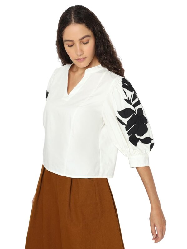 Women's Solid Regular Fit T-Shirt - Image 3