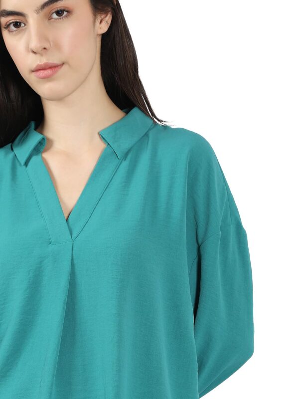 Women's Solid Regular Fit T-Shirt - Image 18
