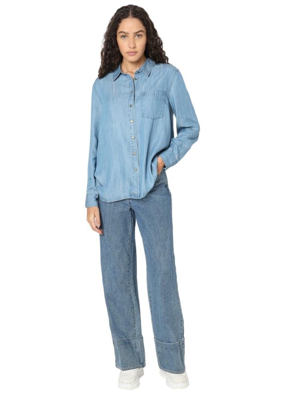 Women's Solid Regular Fit Shirt - Image 5