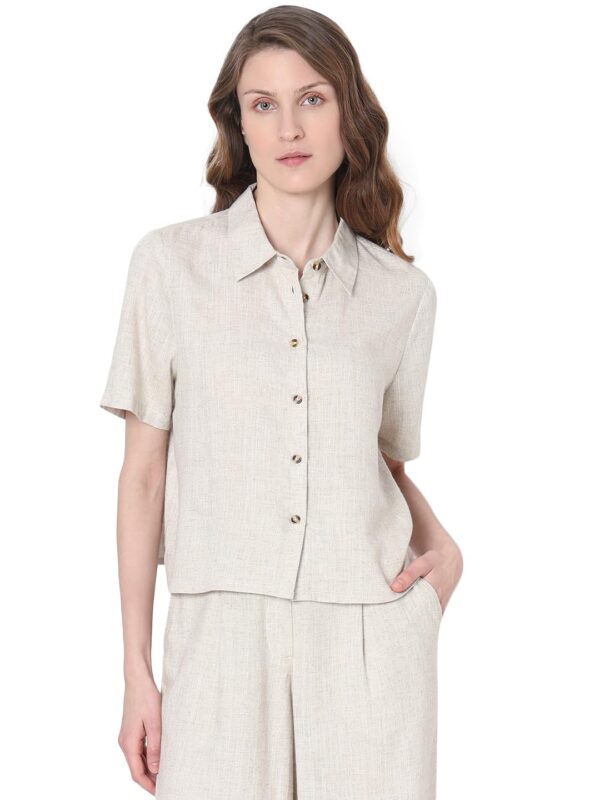 Women's Solid Regular Fit Shirt