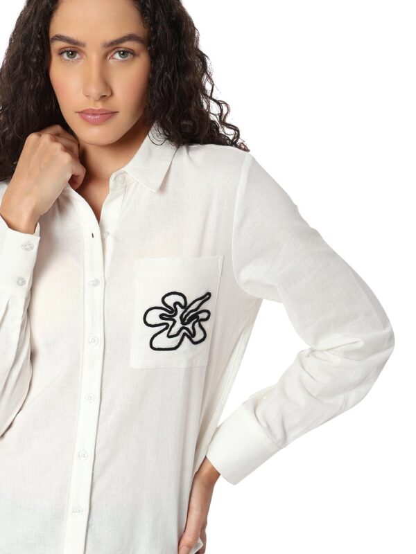 Women's Solid Regular Fit Shirt - Image 12