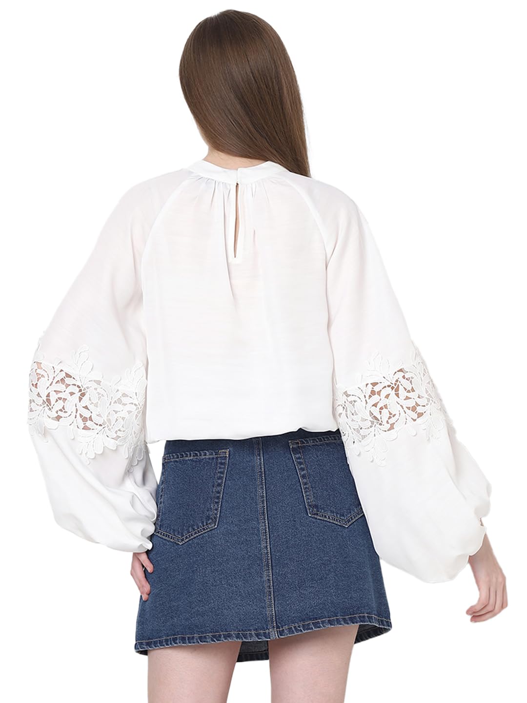 Women's Solid Regular Fit T-Shirt - Image 4