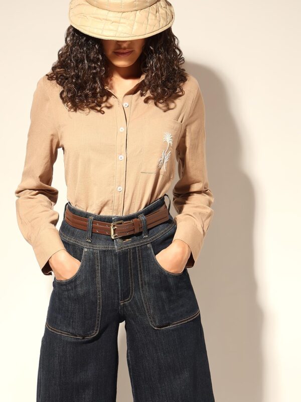 Women's Solid Regular Fit Shirt - Image 2